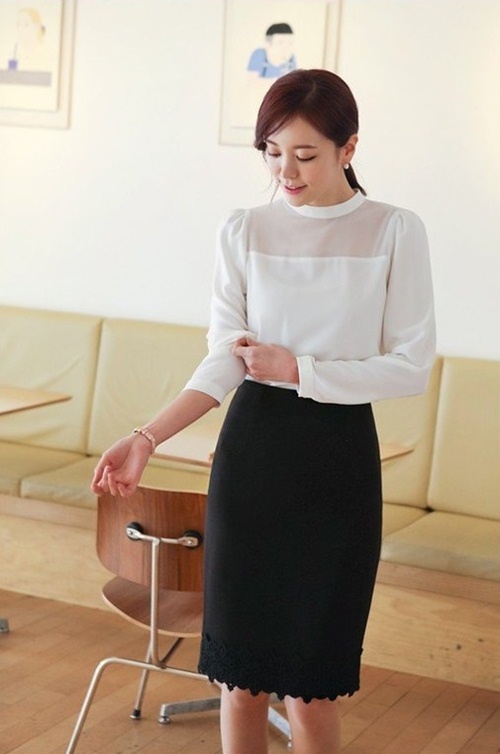 1395116943-3.jpg
